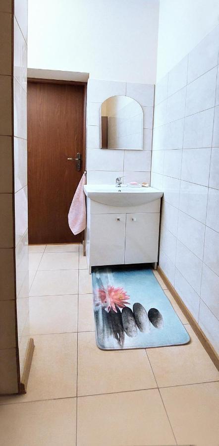 Apartamenty Gorki Male Tuszyn Exteriör bild