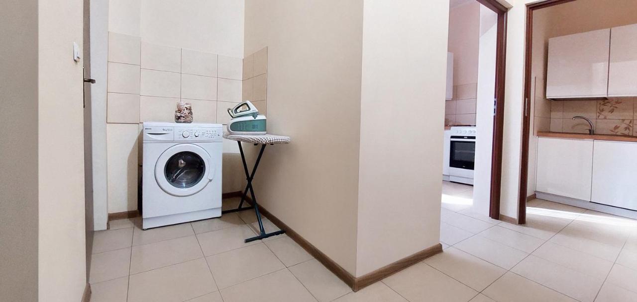 Apartamenty Gorki Male Tuszyn Exteriör bild