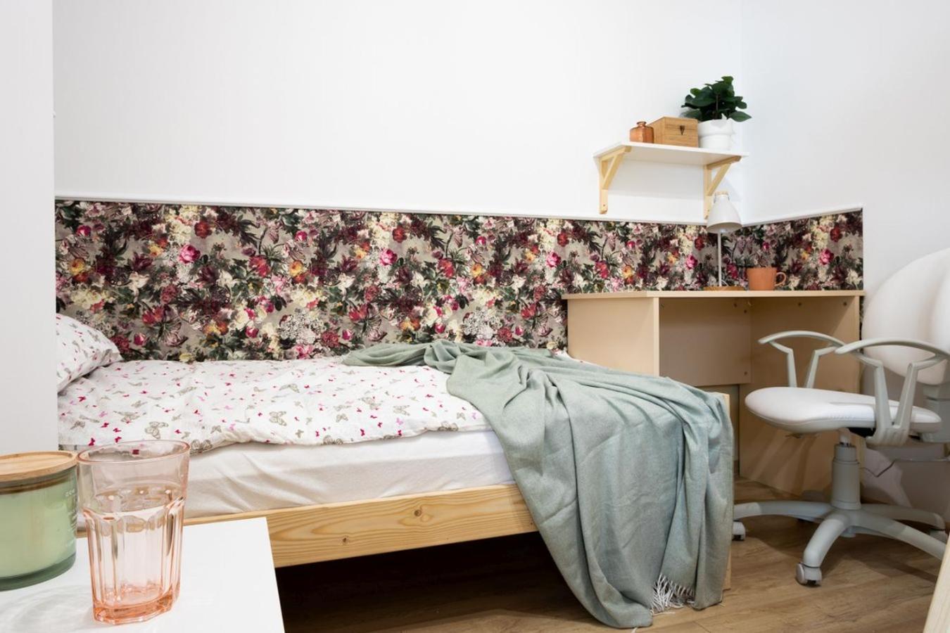 Apartamenty Gorki Male Tuszyn Exteriör bild