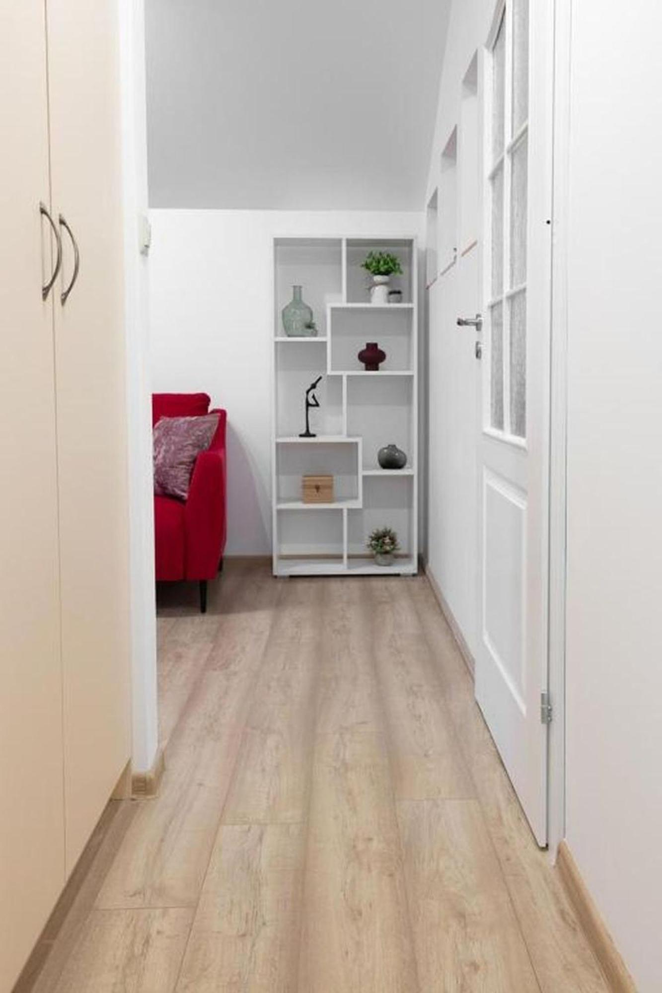 Apartamenty Gorki Male Tuszyn Exteriör bild